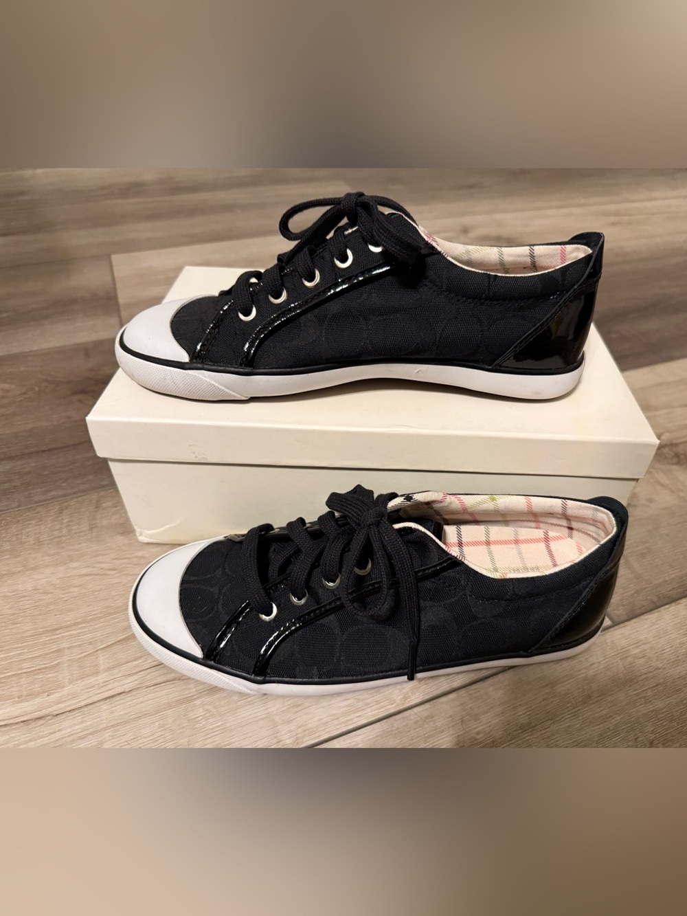 Coach Logo Women’s Black Barrett Tennis Shoes - Authentic
